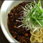 簡単なジャージャー麺の作り方【炸醤麺】～インスタントを使った肉味噌が意外と美味しかった今日この頃。～