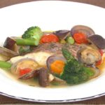 【おきたごはん⑬】野菜たっぷり!鯛のアクアパッツァの作り方