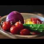 【超絶オシャレシピ】　　パイン＆ベーコンのイエローグリル、彩夏野菜のソース　　Pine, mash and bacon yellow grill