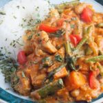 ツルムラサキの夏野菜チキンカレーの作り方