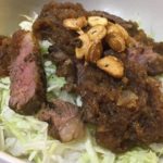 ステーキ丼の作り方教えます❤️焼き方のコツと醤油ベースの玉ねぎソース、つまりは和風ステーキ丼です。簡単な料理ほど難しいいい例ですね😋