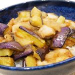 まかないレシピ！とろとろナスと鶏のみぞれ煮丼