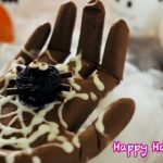 【ハロウィンスイーツ】手形チョコの作り方 / Hand-shaped chocolate