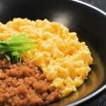 深夜に食べたい鶏そぼろ丼の作り方 #Shorts