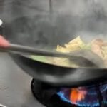 けむりんの「肉たっぷり伝説の肉野菜炒め」の作り方