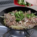 “お弁当作り” チンジャオロース弁当!