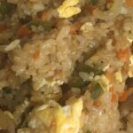 簡単！チャーハンの作り方 焼き飯 焼きめし 炒飯のレシピ 家庭で作れる初心者向け野菜多めです。 具材は残った野菜だけ。野菜たっぷり焼飯
