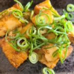 【お弁当おかず】厚揚げの簡単甘辛照り焼きレシピ！めっちゃ旨いのにすぐ作れる時短料理の作り方【５分以内で作る弁当おかず】【旦那弁当】