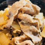 吉野家!?✖️汁だくだく✖️激うま牛丼❗️大好きな吉野家の牛丼が家で作れる!?汁だくも自由自在おかわりし放題🧡beef bowl【home cooking】