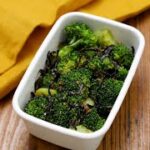 【ブロッコリーの塩こんぶ和え】レンジで簡単作り置き！お弁当おかずや副菜に♪｜macaroni（マカロニ）