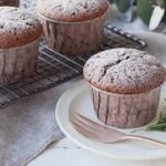 【ミニガトーショコラ】カップで作る！濃厚チョコレートスイーツ♪｜macaroni（マカロニ）