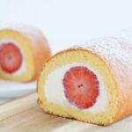 【簡単で超美味しい】いちごロールケーキの作り方☆シンプルなのに超美味しくなる秘訣あり!誰でも家にある〇〇を入れるのがポイント! 失敗しない共立てで誰でも簡単。