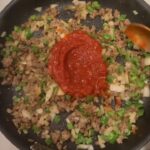 【レンジで出来る】オーブン不要料理、余った野菜とひき肉レシピ