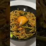 マルちゃん正麺焼きそばvs空芯菜#shorts#レシピ #ズボラ飯 ＃やきそば