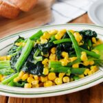 【ほうれん草とコーンのバター炒め】栄養満点!お弁当の彩りおかずにも♪|macaroni(マカロニ)