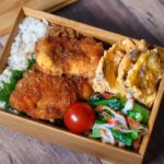 鶏胸肉でタレカツ風チキンカツのお弁当〜包丁もまな板もいらない【 10分弁当 】 【 bento 】(387)