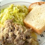 【4分で2品】お弁当にもおすすめ！電子レンジだけで作る豚肉カレーチーズ&コールスローレシピ