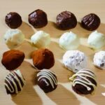 【せわしないスイーツ作り#24】お家で作ろう!簡単トリュフチョコの作り方。#Shorts