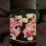 三色チーズ豚丼の特盛に温玉付き! #shorts