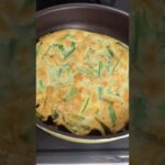 ニラたっぷり【ニラチヂミ】特性のピリ辛ダレで畑の野菜も一緒に頂きます🙏おつまみにも最高‼ #shorts #cooking #韓国料理