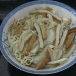 札幌一番「塩ラーメン」アレンジレシピ(残り物野菜)で