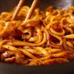 30円の中華麺が屋台の焼きそばより遥かに旨くなります『ニンニク焼きそば』の作り方