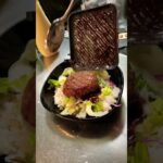 金のハンバーグ　ロコモコ丼