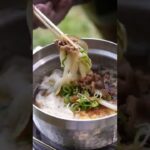 【吉野家の肉うどん】牛丼肉だく買ってネギ玉頼んでコレ作って食ってます。控えめに言って太りますw