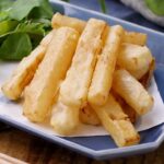 【フライド大根】大根1つでメイン級!おつまみにおすすめレシピ♪|macaroni(マカロニ)