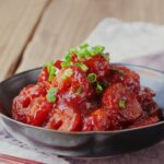 【ちくわのチリソース和え】ちくわでメインおかず!節約レシピ♪|macaroni(マカロニ)