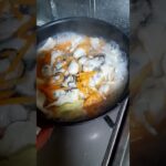 20221224 171451　我が家の夕食メイン料理は「牡蛎と白菜・人参・舞茸の入ったカキ鍋」