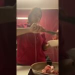 簡単レシピすごく簡単で味すごく美味しい！(豚生姜)丼たった３つを入れるだけで！作ってみてください👍🇯🇵🇹🇭