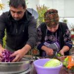 おばあちゃんの特別なレシピ! ユニークな野菜サラダ | リラックスした田舎の村の生活