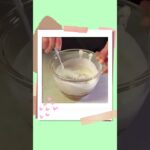 【簡単スイーツ】オートミールを美味しく食べるレシピ!南国気分味わえるココナッツケーキ🏝️ Coconut cake made with oatmeal #shorts