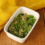 【ピーマンとしらすのめんつゆ炒め】作り置きに！お弁当にもおすすめ♪｜macaroni（マカロニ）