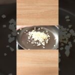 鶏胸肉で美味しすぎるおつまみ副菜（生姜ダレの蒸し鶏）#shorts