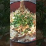 牛すじと糸こんにゃくで作る”煮るだけ”の簡単レシピ!ポン酢で美味しい【すじコン丼】 #shorts #牛すじ