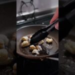 【旬の味覚】カリフラワーと生ハムのペペロンチーノの作り方 [パスタレシピはBINANPASTA] #shorts