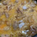 【親子丼】鶏ももと玉ねぎ、卵があればOK。