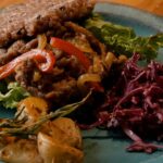 【玄米レシピ】寝かせ玄米ライスバーガー|野菜たっぷり カフェ飯 パーティーレシピ【YUWAERU】