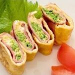 【簡単】お弁当のおかずベーコンエッグ豆苗入り／たまごレシピ