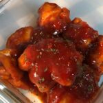 ヤンニョムチキン お弁当にもピッタリ美味しいレシピ あればレタスを下に敷いても