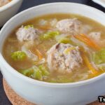 つくねスープの作り方！簡単ヘルシースープレシピ！ふわふわ食感のつくねがたっぷり！野菜もたっぷり具沢山な食べるスープです-How to make Tsukune Soup-【料理研究家ゆかり】