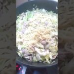 焼きそば。麺を焼きました。#気楽にクック #料理 #簡単レシピ #吃音 #焼きそば #やきそば