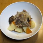 【日本高血圧学会】お弁当に使える!健康レシピ 肉じゃが 塩こうじを使って味わい深く減塩 From広報委員会