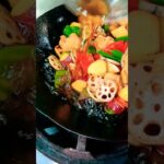 料理人の自分飯なんてこんなもの『彩り野菜と鶏肉の黒酢炒め』#飯テロ#shorts