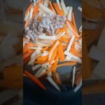 明日のお弁当のおかずつくるよ。大根とにんじんのきんぴら作りました。#料理 #料理女子 #簡単ごはん #簡単レシピ #簡単ご飯 #手作りごはん #自炊 #요리 #まち #まちごはん