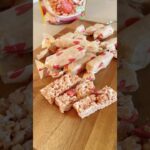 【超簡単】苺の可愛いシリアルバー🍓#簡単レシピ #簡単スイーツ #お菓子 #レンジで簡単 #shorts