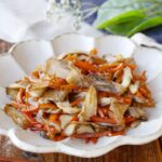 【まいたけとにんじんのきんぴら】味付けはめんつゆだけ♪お弁当にもおすすめ！