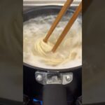 タッカンマリと水炊きのお出汁で作るマルタイ棒ラーメン【マルタイアレンジ】【お鍋の〆】#料理 #cooking #ラーメン #noodles #マルタイラーメン #おすすめ #shorts